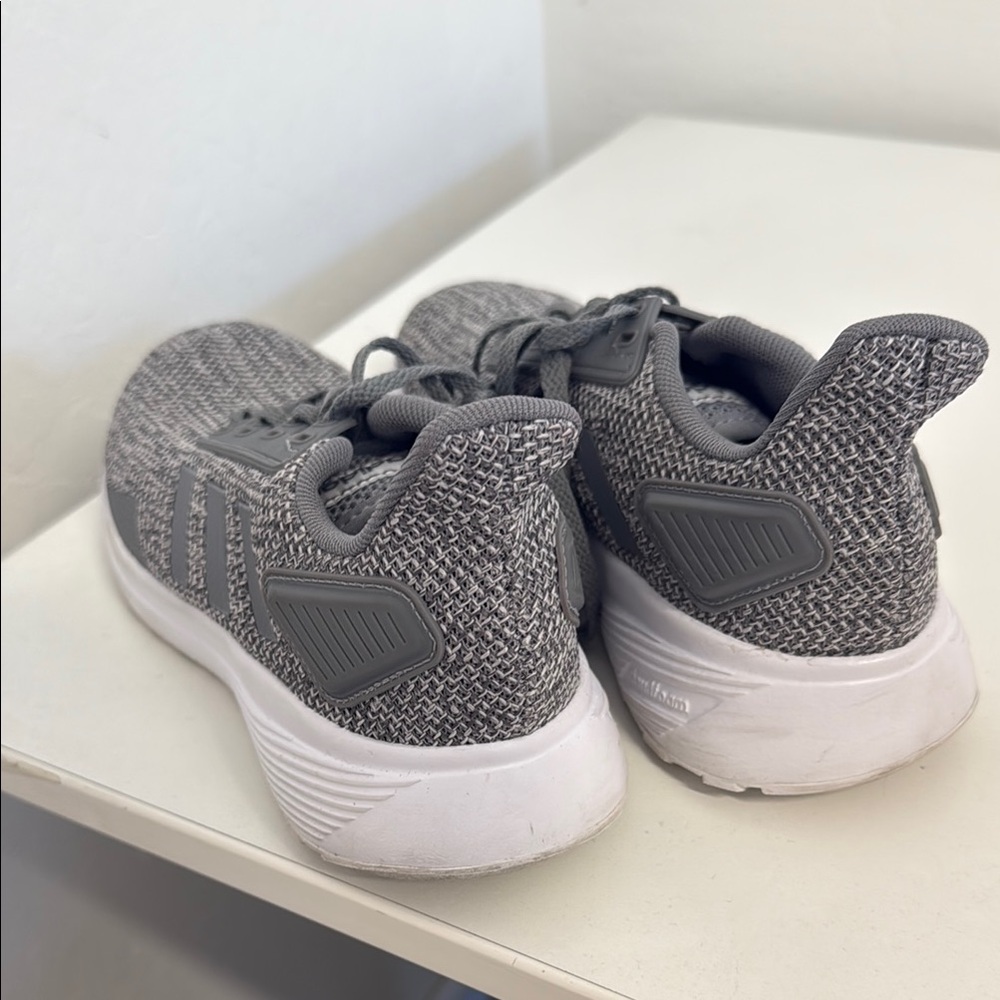 Sneaker Bundle - image 4